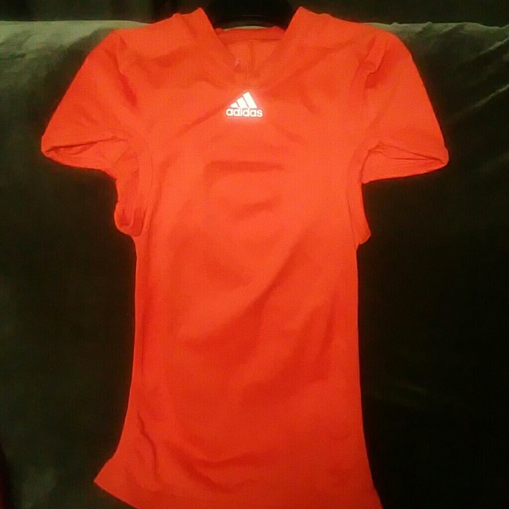 Adidas stretch shirt
